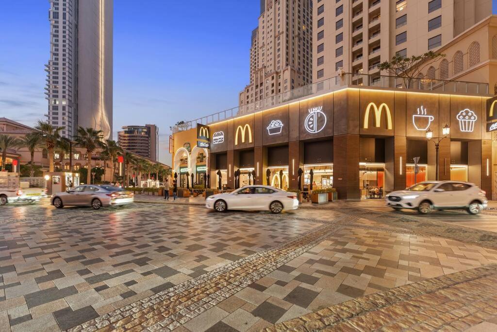 Jumeirah Beach Residents, Free Parking Дубай Екстер'єр фото